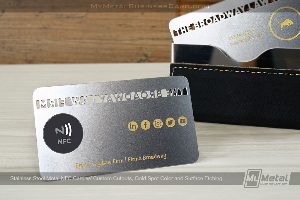 How Can I Create a Unique Design for My Business Cards in Dubai?