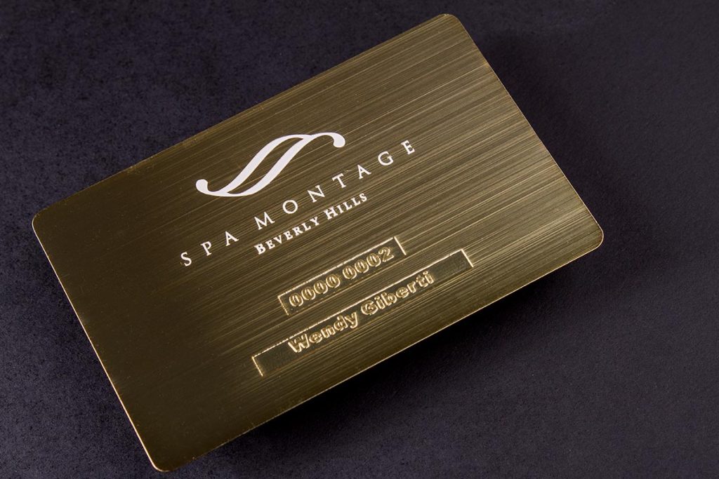 What Types of Finishes are Available for Business Cards in Dubai?